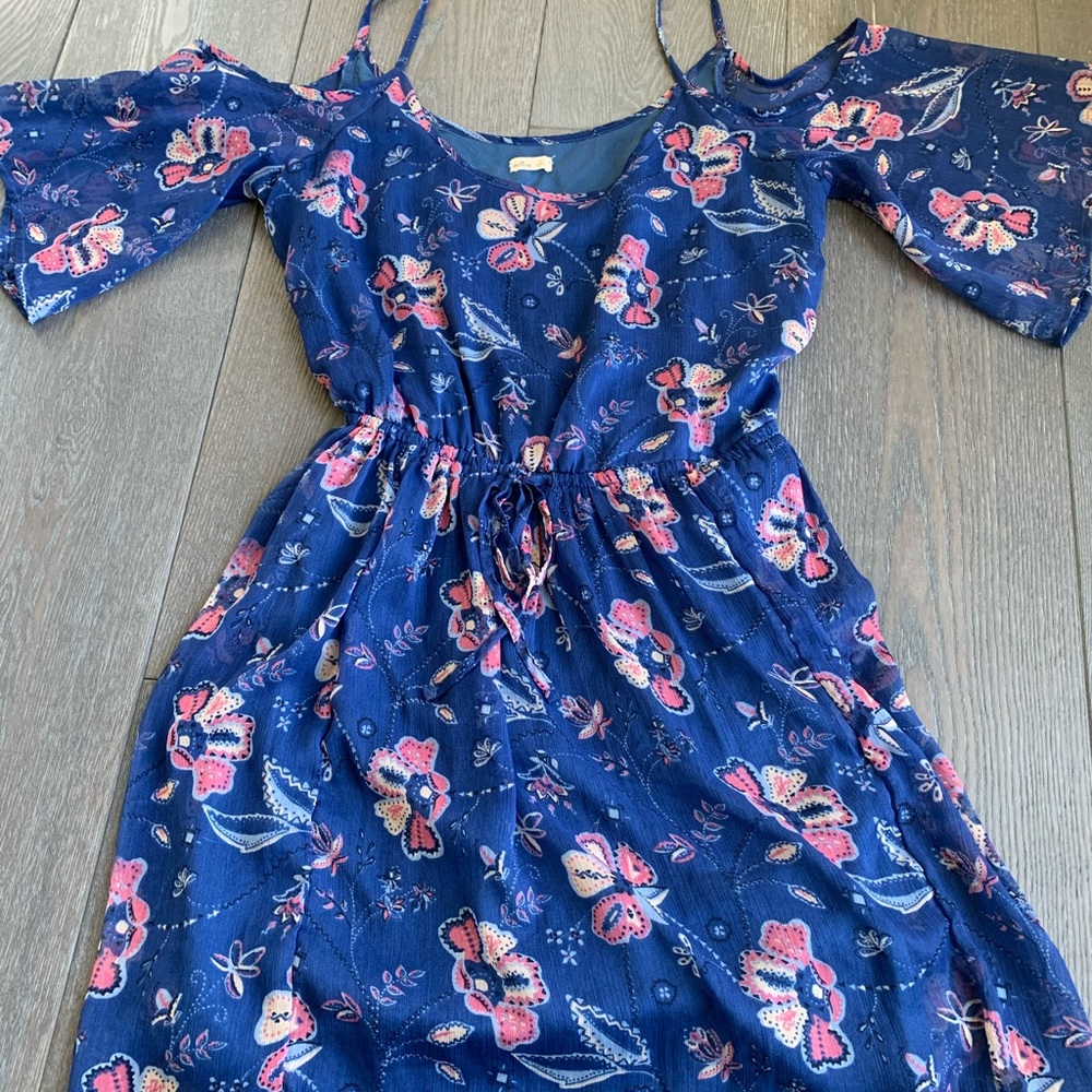 Hollister floral off the shoulder mini dress